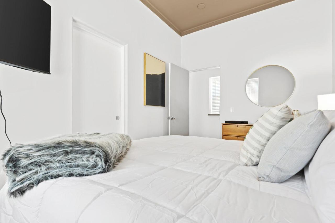 115 N Main Huge 2 Bedroom Unit On Main Street Saint Charles Exteriér fotografie